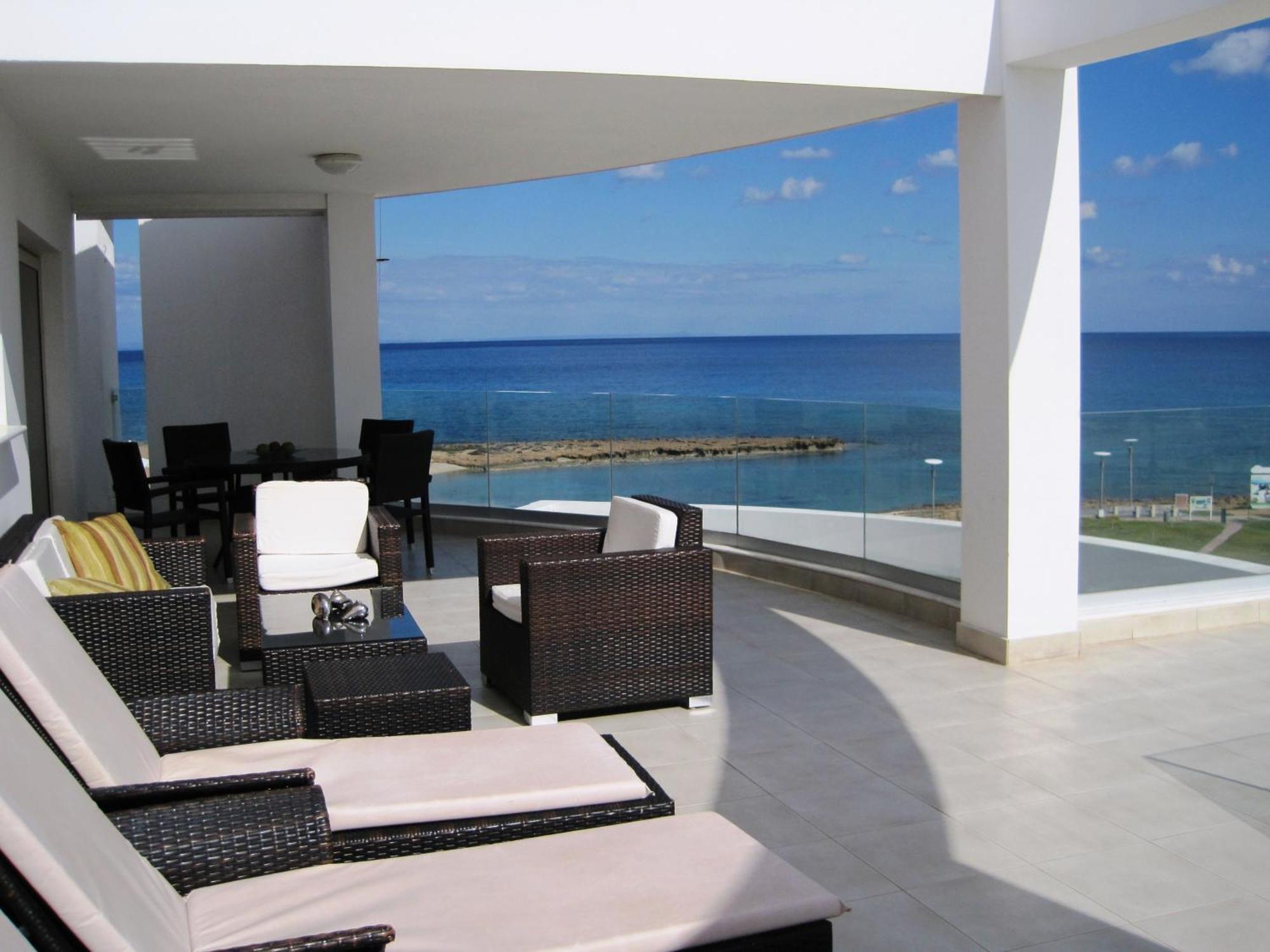 Polyxenia Isaak Luxury Villas And Apartments 普罗塔拉斯 客房 照片