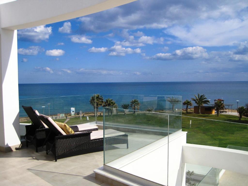 Polyxenia Isaak Luxury Villas And Apartments 普罗塔拉斯 外观 照片