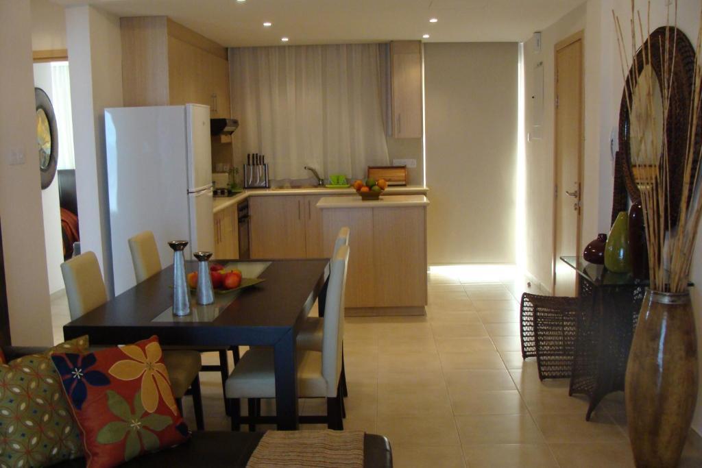 Polyxenia Isaak Luxury Villas And Apartments 普罗塔拉斯 外观 照片